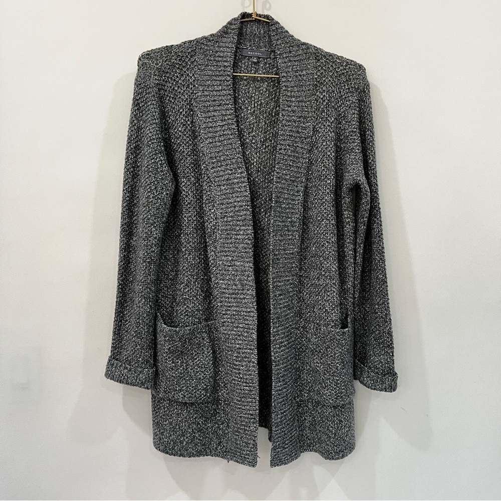 BE COOL Cardigan Heathered Charcoal Gray Knit Size Medium Long Sleeve - Picture 7 of 7